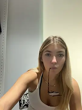 camille 2007 online show from July 30, 11:20 am