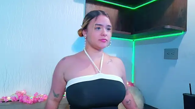 Lissa monroe online show from June 27, 3:28 pm