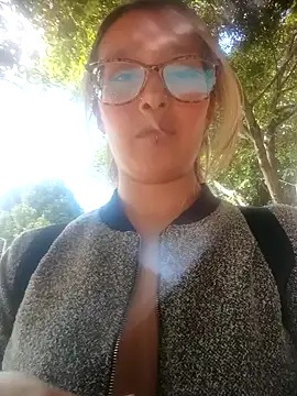 karla-giraldo1 online show from July 30, 8:08 pm
