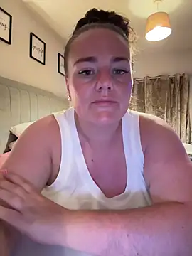 Bustygem  online show from July 10, 9:39 pm