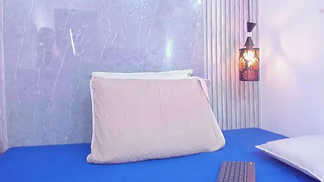 Snapshot of victoria__gil chatting on July 14, 9:20 pm victoria gil online show from July 14, 9:20 pm