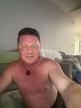 Snapshot of funandstuff chatting on July 14, 11:32 pm funandstuff online show from July 14, 11:32 pm