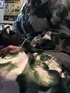 KIRA kiki online show from June 29, 6:08 am