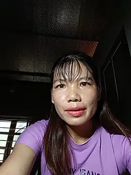 Snapshot of Gee_hot chatting on June 18, 8:25 am Gee hot online show from June 18, 8:25 am