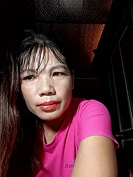 Snapshot of Gee_hot chatting on June 20, 5:32 am Gee hot online show from June 20, 5:32 am