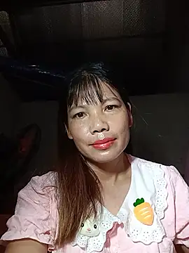 Snapshot of Gee_hot chatting on July 8, 3:33 am Gee hot online show from July 8, 3:33 am