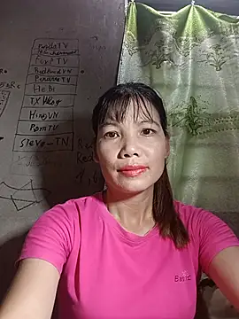 Snapshot of Gee_hot chatting on July 14, 11:27 am Gee hot online show from July 14, 11:27 am