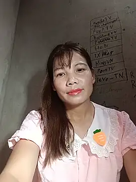 Snapshot of Gee_hot chatting on July 25, 11:19 am Gee hot online show from July 25, 11:19 am