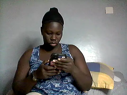 Snapshot of babrah2 chatting on June 25, 7:57 am babrah2 online show from June 25, 7:57 am