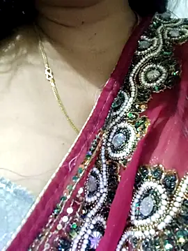 Snapshot of Monika121213 chatting on July 2, 8:37 pm Monika121213 online show from July 2, 8:37 pm