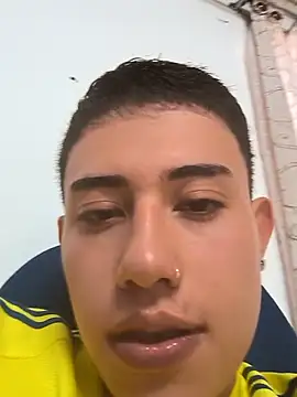 Snapshot of Thiagoo_Vega chatting on July 31, 7:24 pm Thiagoo Vega online show from July 31, 7:24 pm