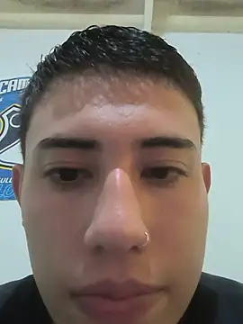 Snapshot of Thiagoo_Vega chatting on August 3, 3:49 pm Thiagoo Vega online show from August 3, 3:49 pm