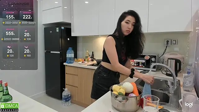 Snapshot of miko_kimura chatting on February 18, 3:43 pm miko kimura online show from February 18, 3:43 pm