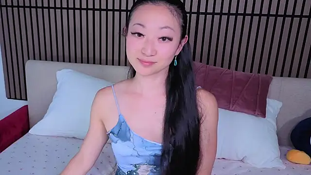 MySweetSofie online show from July 17, 2:51 am