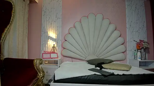 Snapshot of Mirarossi_ chatting on June 29, 7:47 pm Mirarossi online show from June 29, 7:47 pm