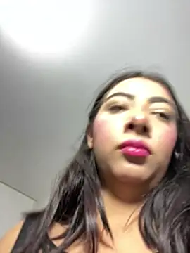 cherry skinnyy  online show from July 29, 4:21 am