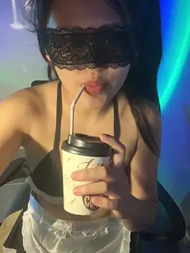 HaRinie online show from June 24, 3:55 pm