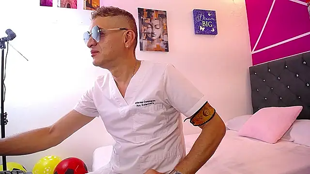 Snapshot of Cesirry_ chatting on July 9, 7:18 pm Cesirry online show from July 9, 7:18 pm