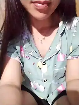 Snapshot of Myy_sexy chatting on June 22, 9:23 pm Myy sexy online show from June 22, 9:23 pm