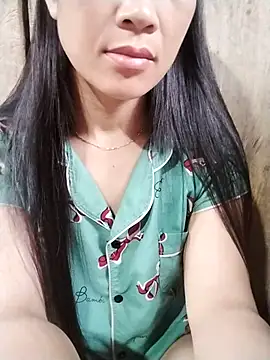 Snapshot of Myy_sexy chatting on July 27, 11:45 pm Myy sexy online show from July 27, 11:45 pm