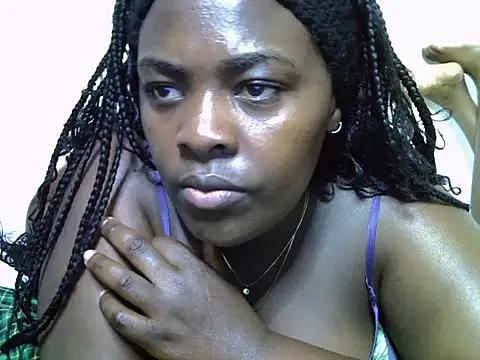 Snapshot of Darkberry_saf chatting on June 20, 10:18 am Darkberry saf online show from June 20, 10:18 am