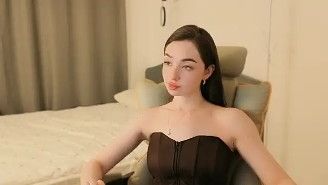 cherrylatte online show from July 9, 7:18 pm