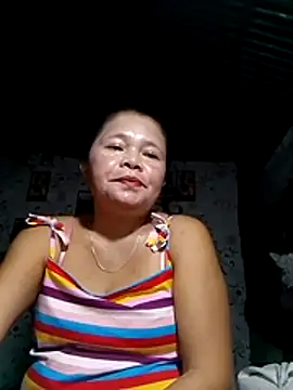Snapshot of steppy_ chatting on July 10, 5:04 pm steppy online show from July 10, 5:04 pm