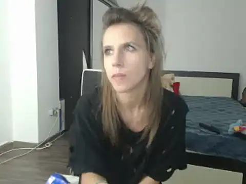 DedeSibel online show from February 22, 8:42 pm