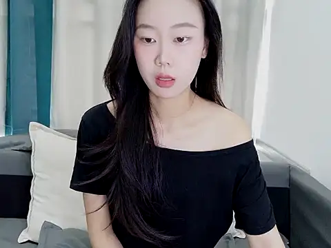 Snapshot of yuyu9988 chatting on July 4, 2:40 am yuyu9988 online show from July 4, 2:40 am
