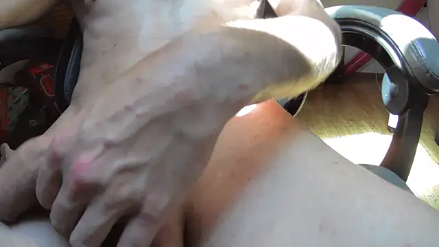 bwbigcock online show from July 10, 9:45 am