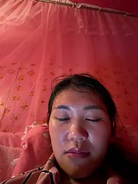 Snapshot of katty_baobei2005 chatting on July 10, 2:30 pm katty baobei2005 online show from July 10, 2:30 pm