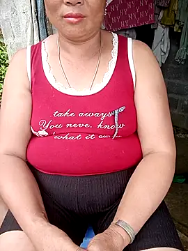 NyloveSquirt online show from June 26, 6:51 am