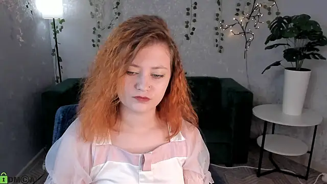 Velvet-Flame online show from July 31, 3:06 am