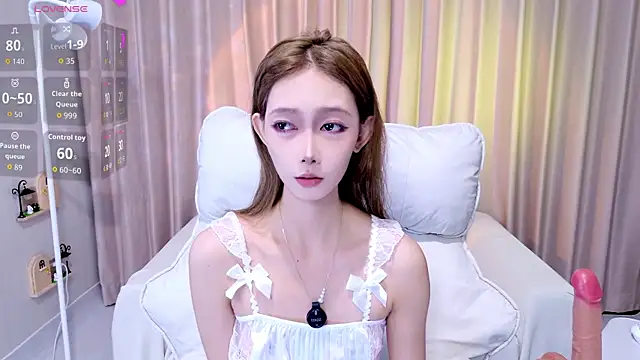 Snapshot of YangYang-0805 chatting on June 25, 5:07 am YangYang-0805 online show from June 25, 5:07 am