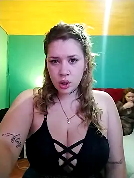Snapshot of chula79 chatting on July 18, 4:05 am chula79 online show from July 18, 4:05 am