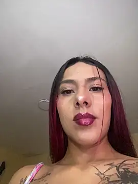 im Emily LS online show from June 25, 10:25 pm
