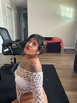 Nicolexoxo  online show from July 1, 1:24 pm