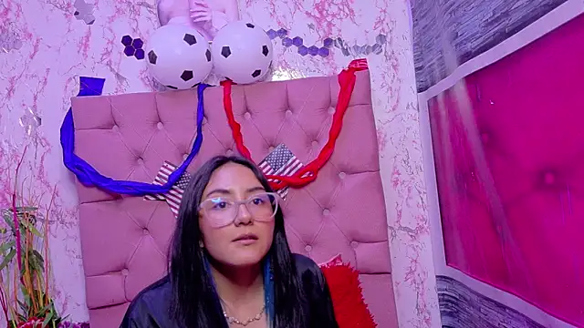 Snapshot of Nezukoks chatting on June 23, 3:48 am Nezukoks online show from June 23, 3:48 am