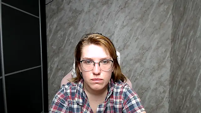 Reginasmilee online show from March 8, 2:34 am