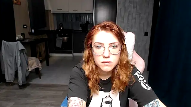 Reginasmilee online show from October 13, 11:27 pm