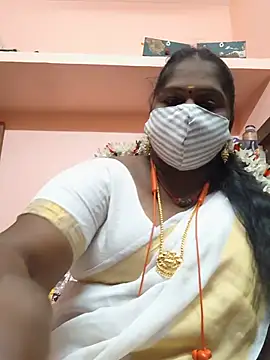 yalini1431 online show from August 1, 8:19 pm