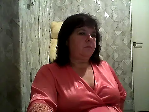 HannahAna39 online show from July 18, 6:34 pm