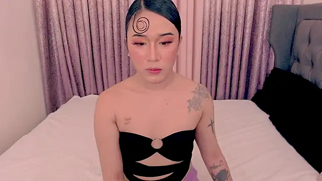 Snapshot of agatha_pleasuree chatting on June 29, 8:09 am agatha pleasuree online show from June 29, 8:09 am