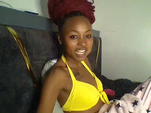 Snapshot of Prettyquueen chatting on July 22, 11:29 pm Prettyquueen online show from July 22, 11:29 pm