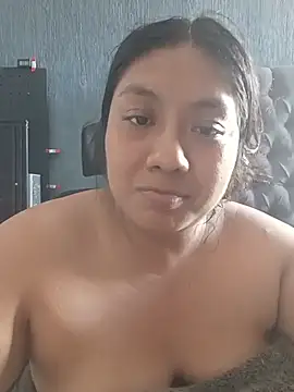 Emy1242 online show from June 23, 10:19 pm
