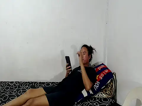 LotsofCumxxx69 online show from August 3, 2:21 am