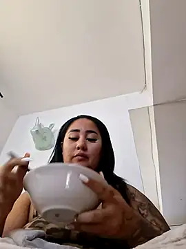 Valentina Tilly online show from July 28, 5:12 pm
