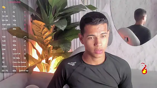 Noah sexhotty online show from July 30, 3:05 am