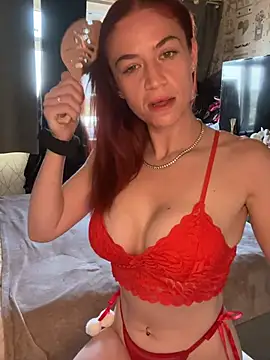 missredxo online show from July 29, 2:37 pm