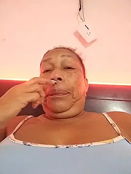 Sweet-Latina-Milf online show from June 26, 9:25 am